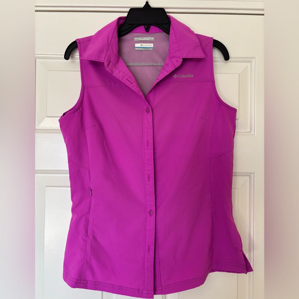 Columbia Women's Deep Pink Sleeveless Top